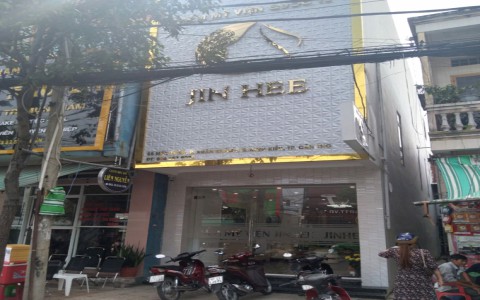Cần Thơ: Thẩm mỹ viện JINHEE bị bắt quả tang chuẩn bị phẫu thuật trái phép
